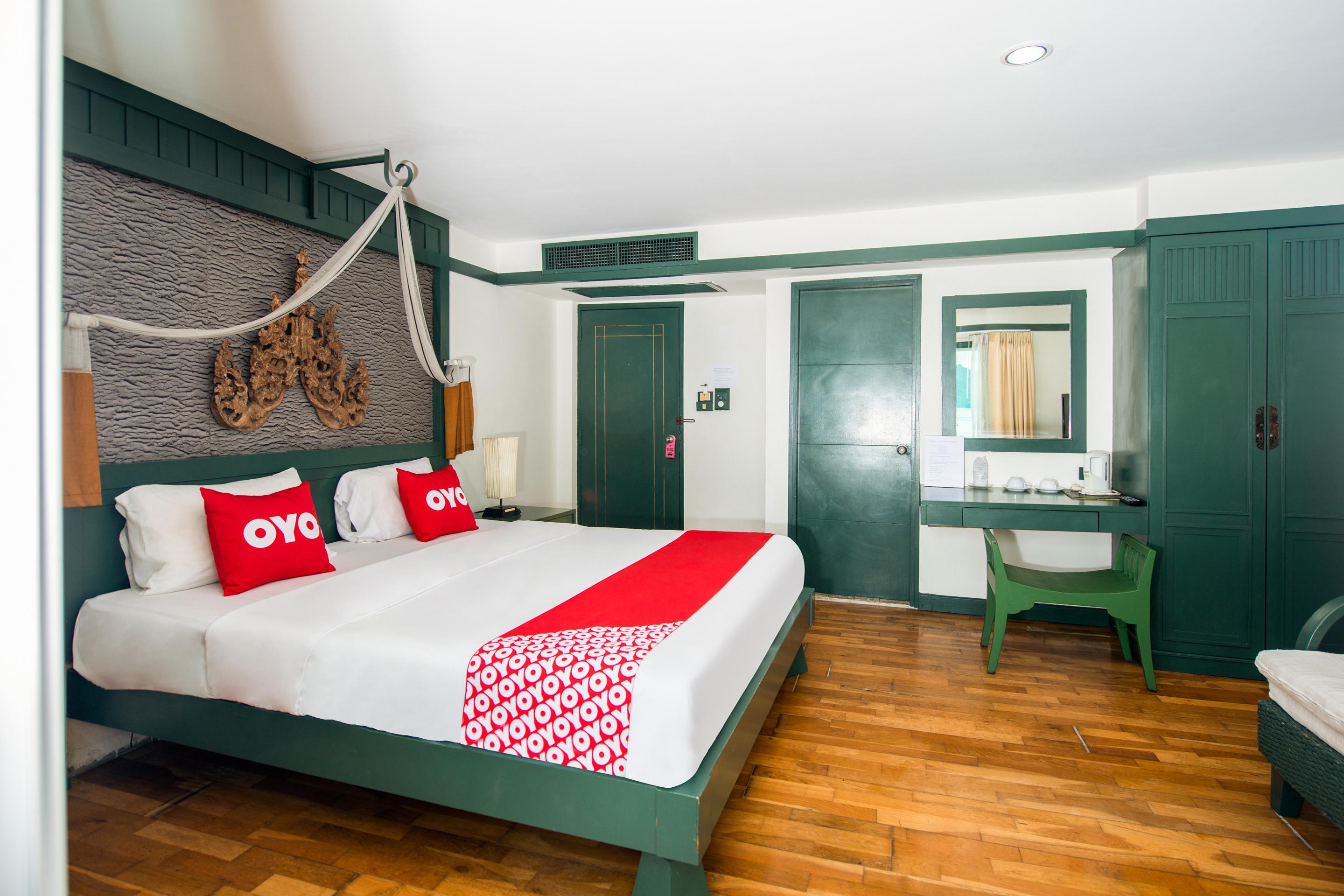 Oyo 255 The Ocean Hotel Patong Extérieur photo