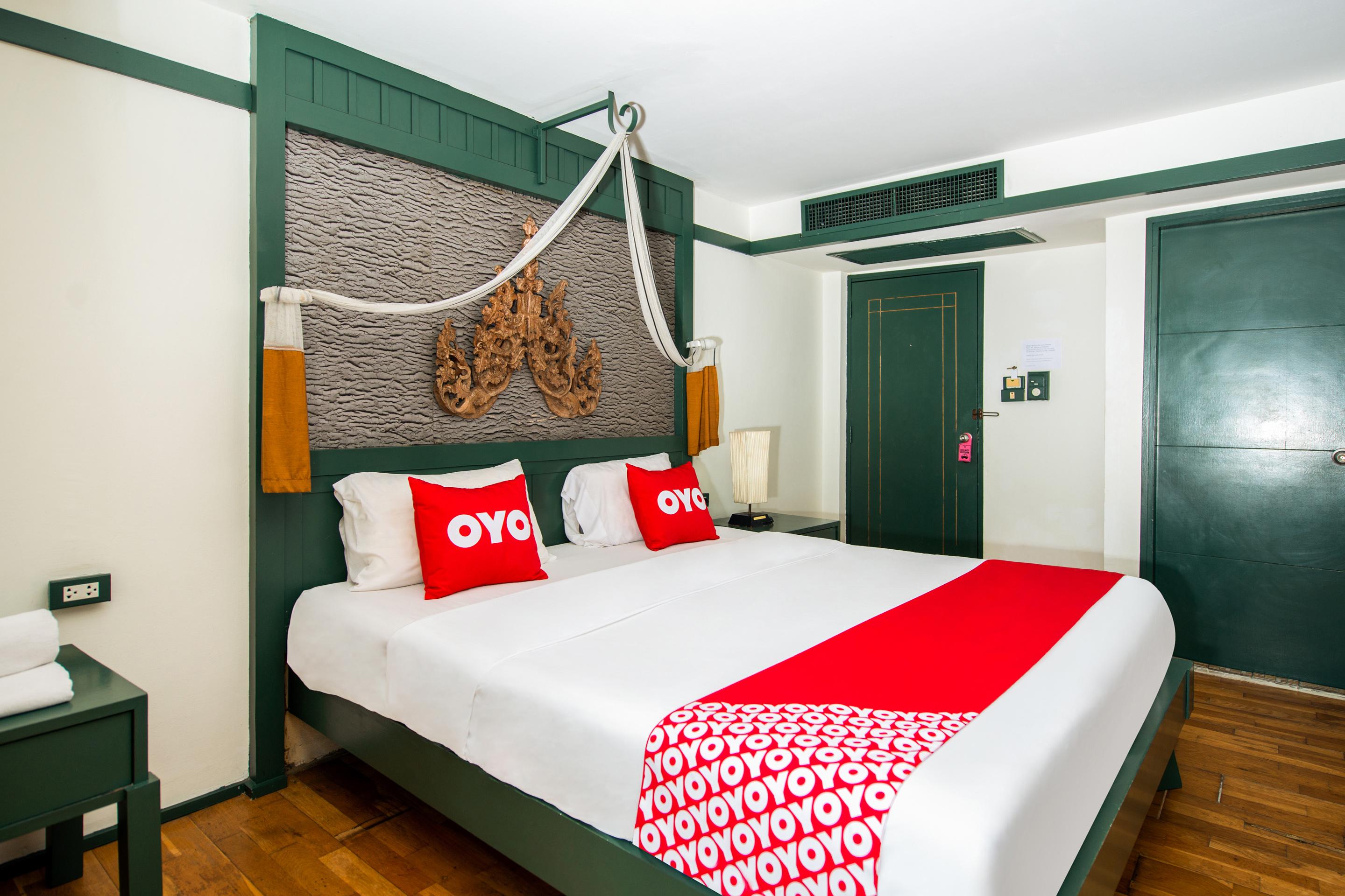 Oyo 255 The Ocean Hotel Patong Extérieur photo