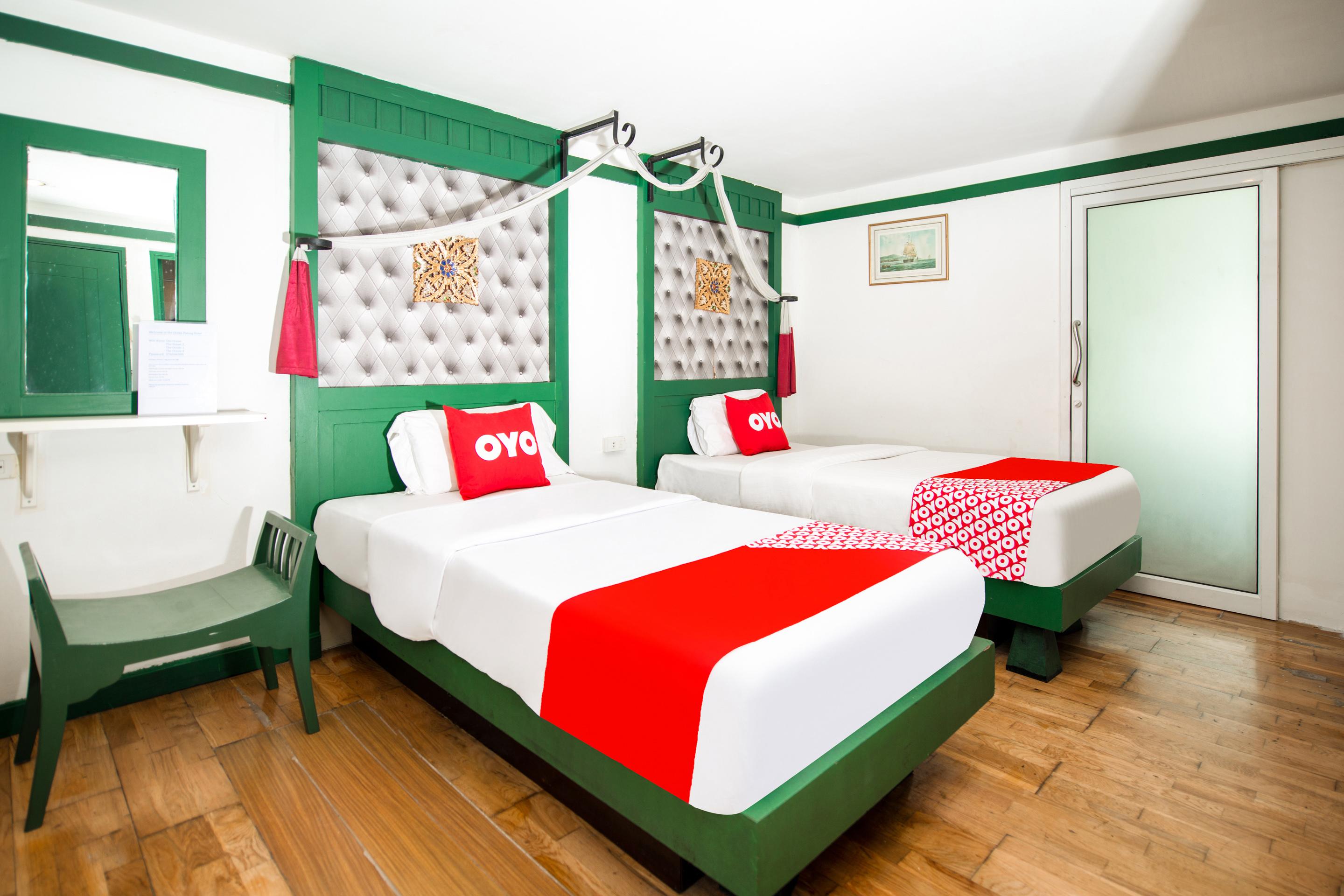 Oyo 255 The Ocean Hotel Patong Extérieur photo