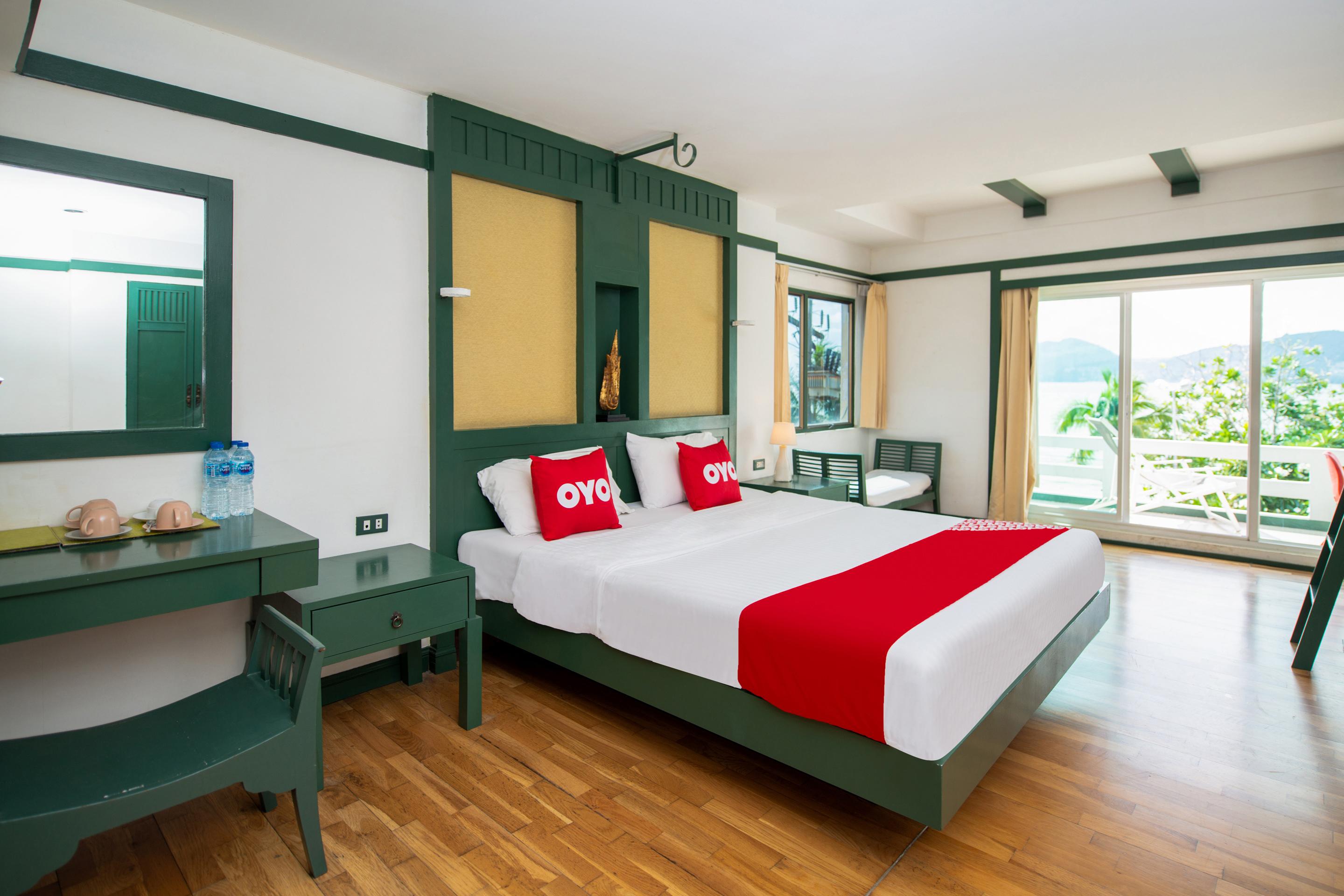 Oyo 255 The Ocean Hotel Patong Extérieur photo