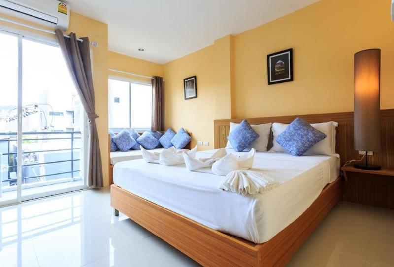 Oyo 255 The Ocean Hotel Patong Extérieur photo