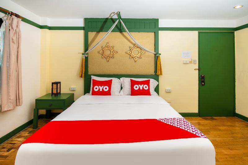 Oyo 255 The Ocean Hotel Patong Extérieur photo